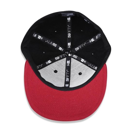 BONÉ 59FIFTY SAO PAULO FUTEBOL ABA RETA FITTED PRETO NEW ERA FECHADO