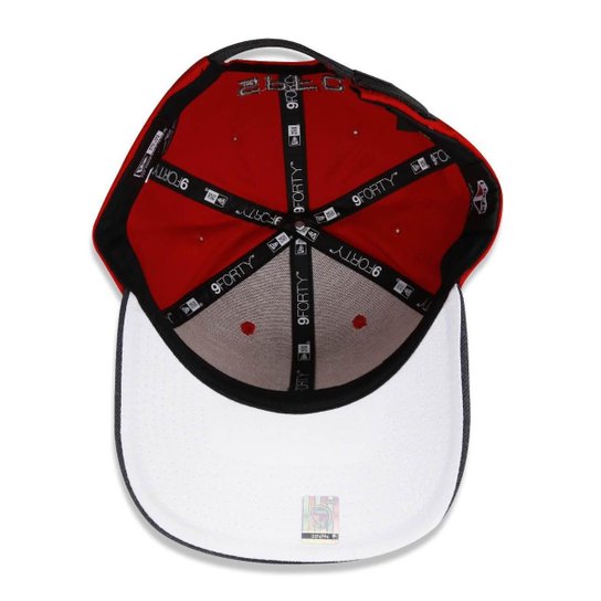 BONE 940 SAO PAULO FUTEBOL ABA CURVA SNAPBACK VERMELHO NEW ERA