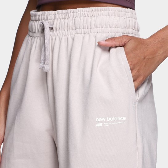 Calça New Balance Linear Feminina