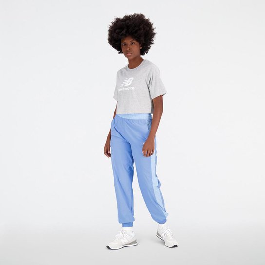 Camiseta Cropped Essentials Feminina