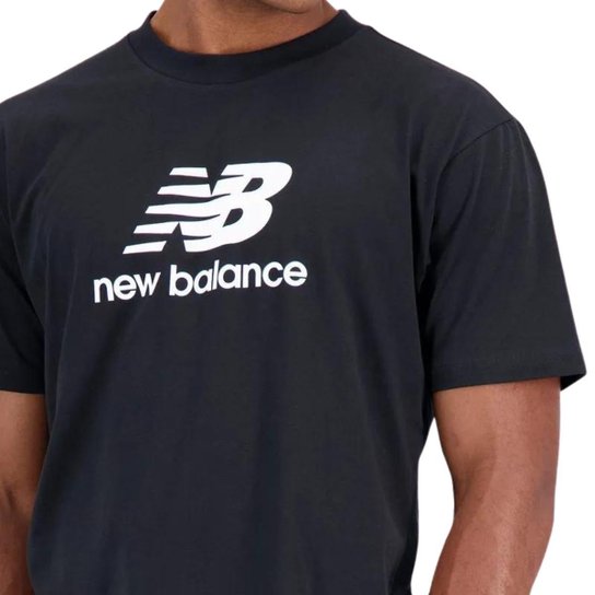 Camiseta New Balance Essentials Basic Masculina