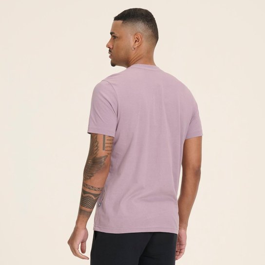 Camiseta New Balance Graphic Brand Masculina