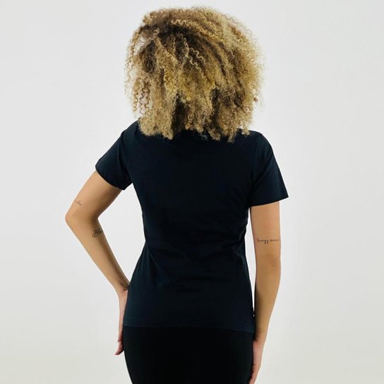 Camiseta New Balance Manga Curta Feminina