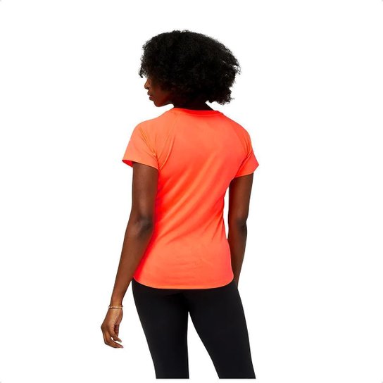 Camiseta New Balance Q Speed Jacquard Feminina