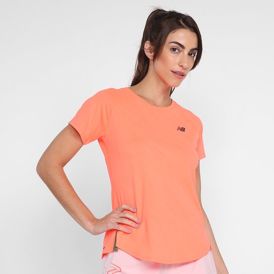 Camiseta New Balance Q Speed Jacquard Feminina