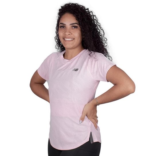 Camiseta New Balance Q Speed Jacquard Feminino