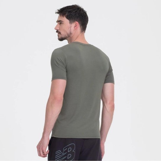 Camiseta New Balance Tenacity Logo Masculina