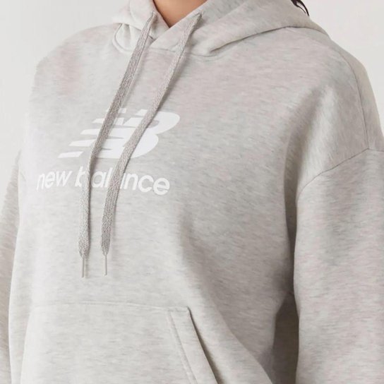 CASACO COM CAPUZ NEW BALANCE ESSENTIALS BASIC FEMININO