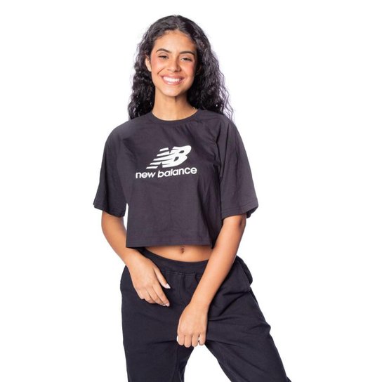 Cropped Feminino New Balance Essentials Preto