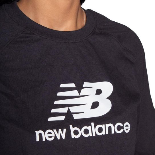 Cropped Feminino New Balance Essentials Preto
