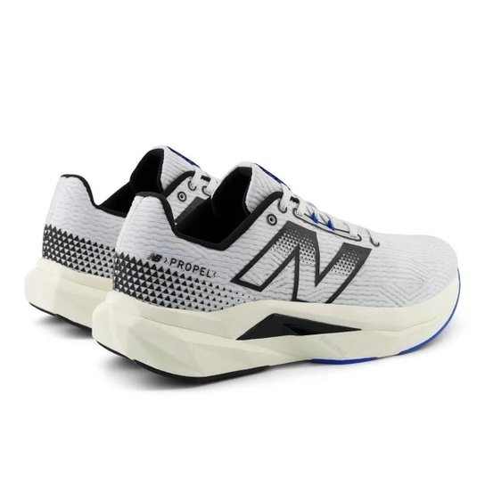 Kit Tênis New Balance Fuelcell Propel v5 Masculino + Mochila e Garrafinha