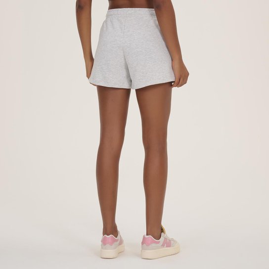 Shorts Essentials Feminino