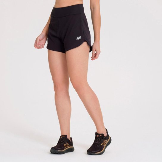 Shorts New Balance Active Feminino