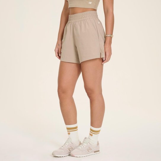 Shorts New Balance Trend Small Logo Feminino