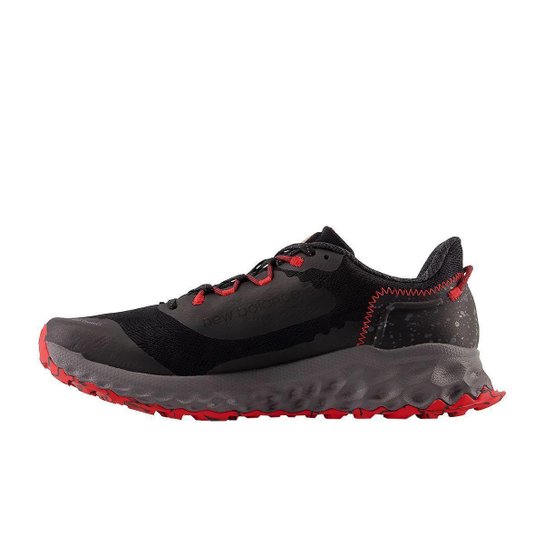 TENIS FRESH FOAM GAROE MTGAROLB - PRETO/VERMELHO 42