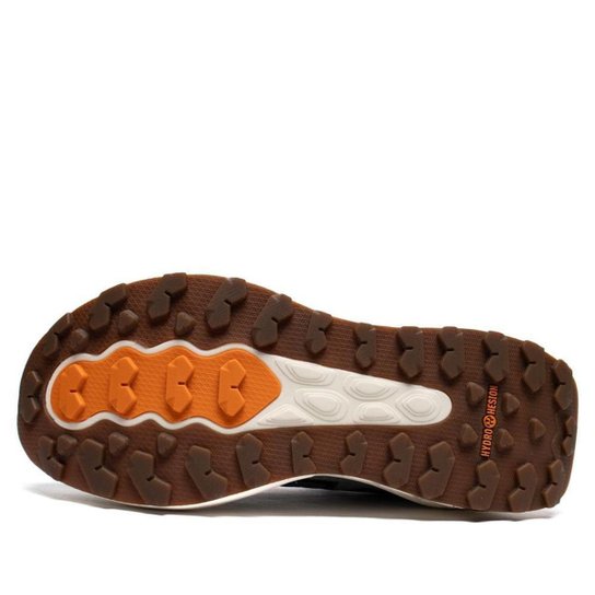 Tênis Masculino New Balance Fresh Foam Garoé D2 Verde