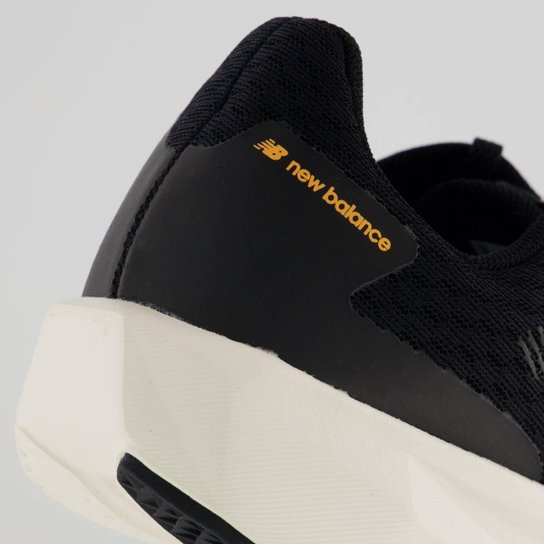 Tênis New Balance 413 V3 Preto e Laranja