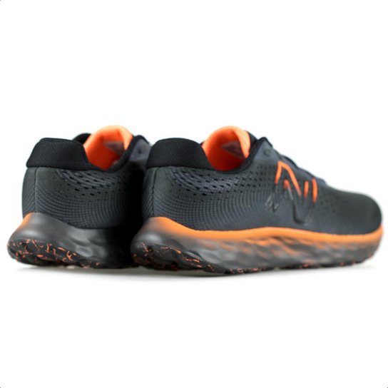 Tênis New Balance 520 V8 Grafite e Laranja - Masculino