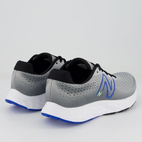 Tênis New Balance 520V8 Cinza