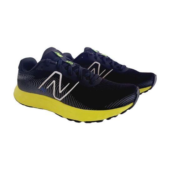 Tênis New Balance 520V8 Masculino -