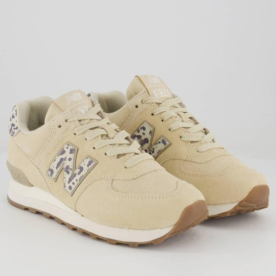 Tênis New Balance 574 V2 Feminino Bege e Marrom