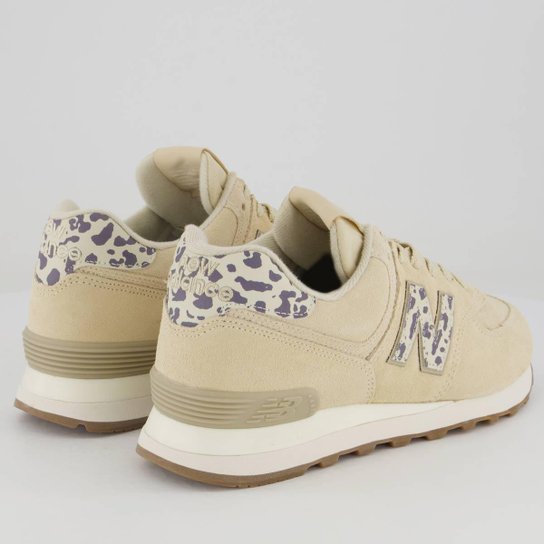 Tênis New Balance 574 V2 Feminino Bege e Marrom