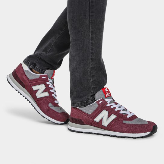 Tênis New Balance 574 V2