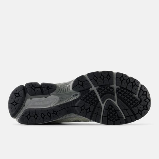 Tênis New Balance 860v2 Masculino