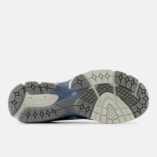 Tênis New Balance 860v2 Masculino