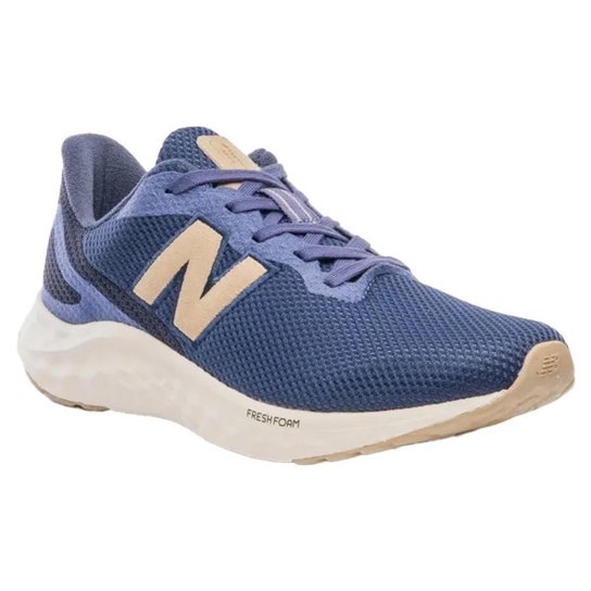 Tênis New Balance Arishi V4 Marinho e Branco Masculino