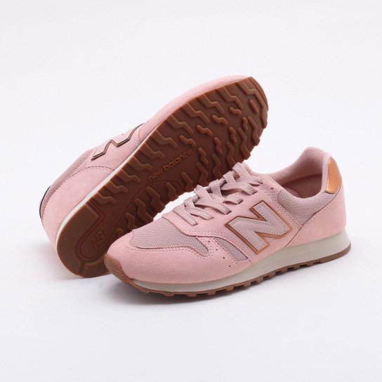 Tênis New Balance Camurça Feminino