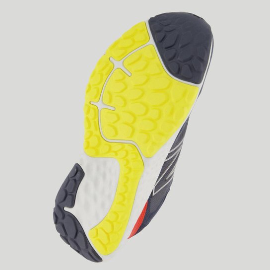 Tênis New Balance Evoz