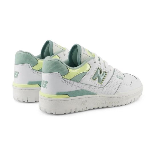 Tênis New Balance Feminino 550