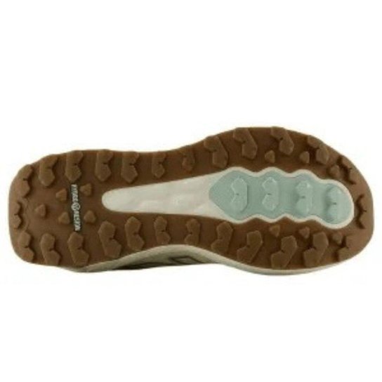 Tênis New Balance Feminino Fresh Foam Garoé v2