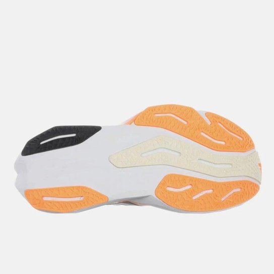 Tênis New Balance Feminino FuelCell Rebel v4