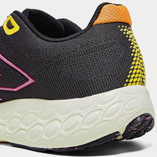Tênis New Balance Fresh Foam 680 V8 Feminino