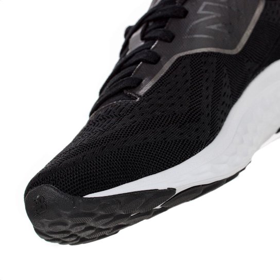Tênis New Balance Fresh Foam Arish V4 Preto e Prata - Feminino