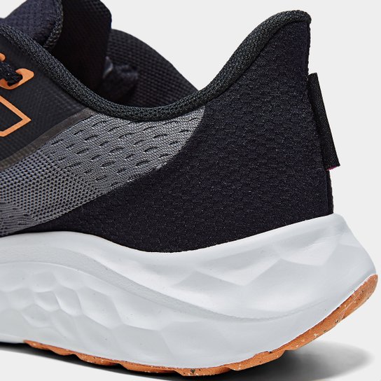 Tênis New Balance Fresh Foam Arishi V'4 Feminino