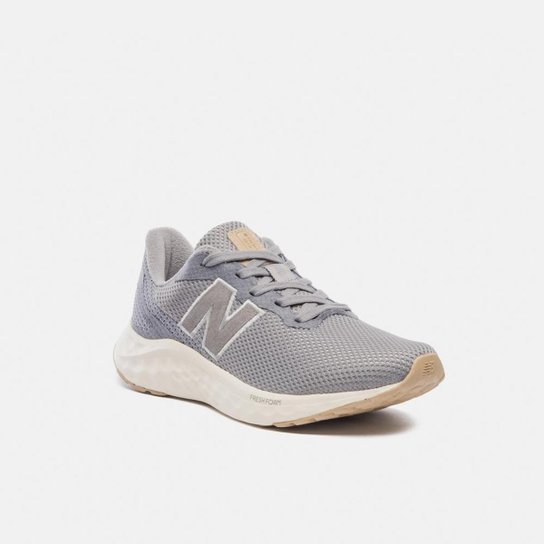 Tênis New Balance Fresh Foam Arishiv4 Feminino