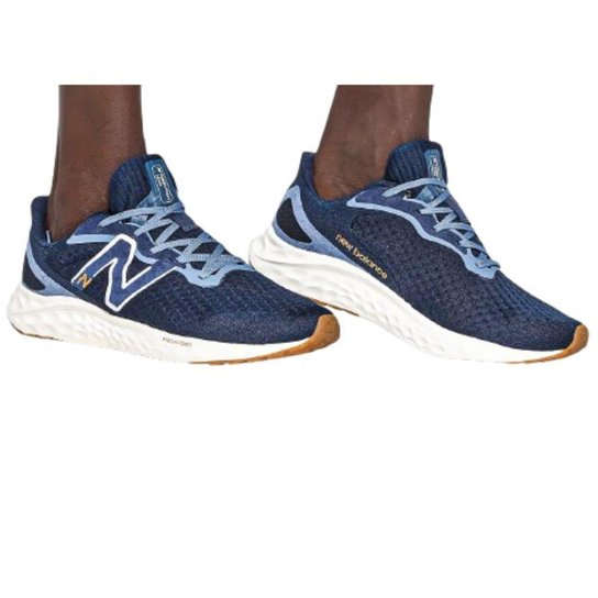 Tenis New Balance Fresh Foam Arishiv4 Masculino