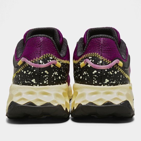 Tênis New Balance Fresh Foam Garoe Feminino