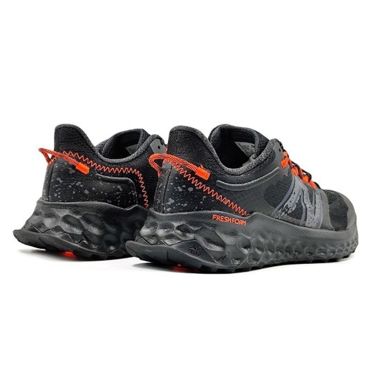 Tênis New Balance Fresh Foam Garoé Masculino