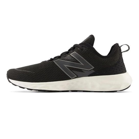 Tênis New Balance Fresh Foam Preto/Branco - Masculino