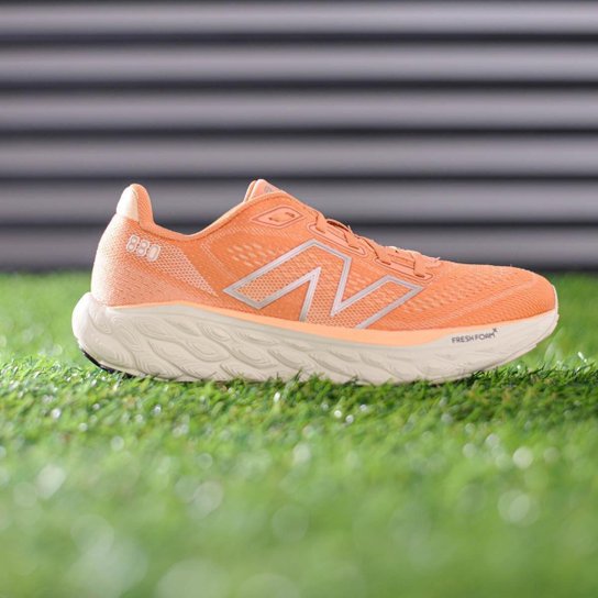 Tênis New Balance Fresh Foam X 880 V14 Laranja Claro - Feminino