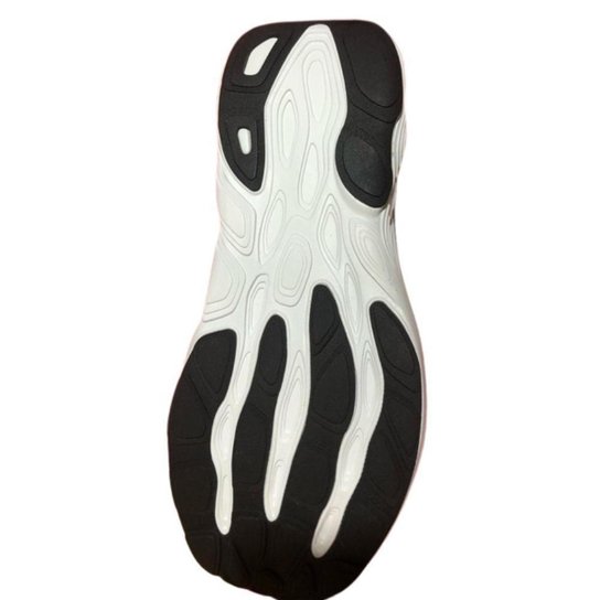 TENIS NEW BALANCE FRESH FOAM X 880V15 MASCULINO-PRETO/BRANCO