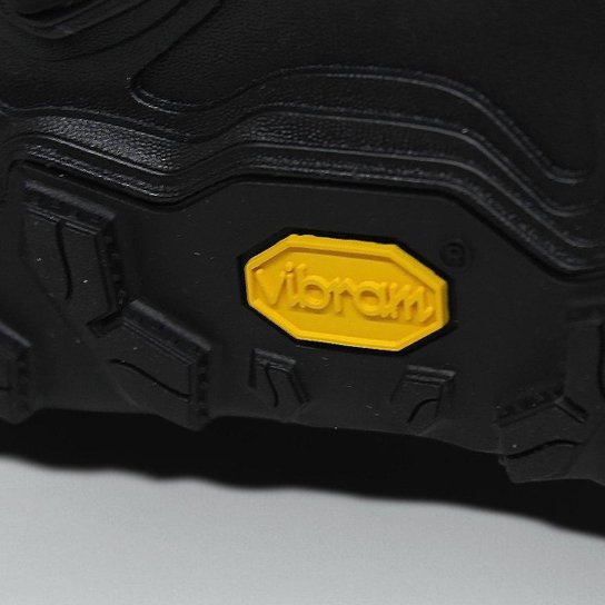 Tenis New Balance Fresh Foam X Hierro v9 - preto