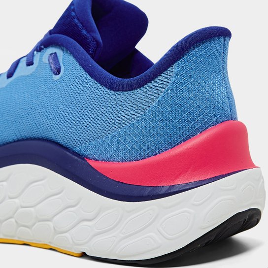 Tênis New Balance Fresh Foam X Kaiha Road Feminino