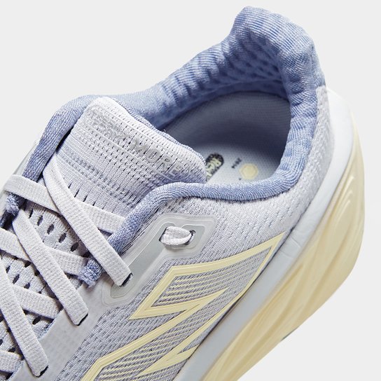 Tênis New Balance Fresh Foam X More V5 Feminino