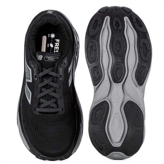 Tênis New Balance Fresh Foam X More V5 Preto e Grafite - Feminino
