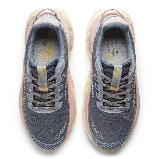 Tênis New Balance Fresh Foam X Trail More V3 Feminino